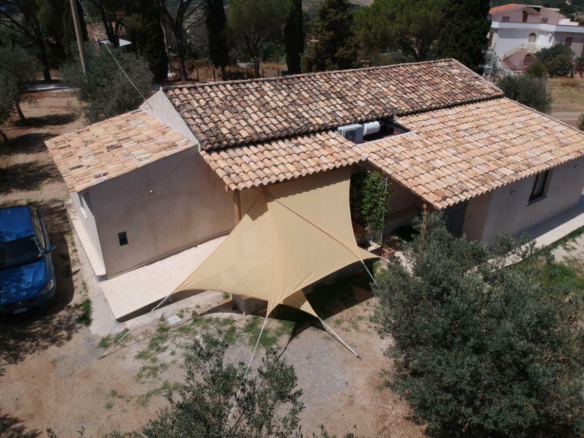 La Casa Del Miele Di Borgo Carbone Villa Locri Exterior foto