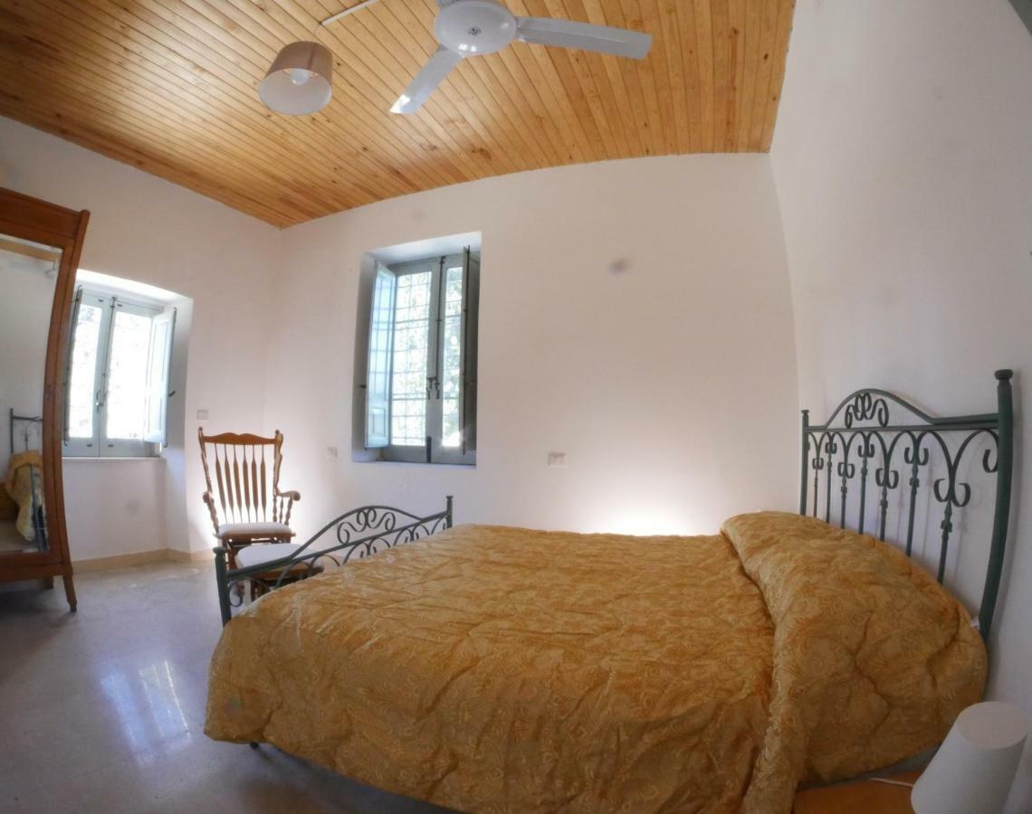La Casa Del Miele Di Borgo Carbone Villa Locri Exterior foto